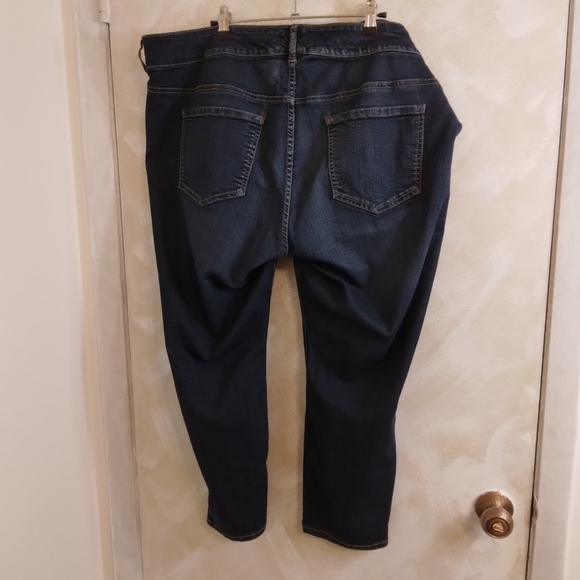 Size 22 Torrid Jeans Tapered Leg Zipper at Ankle - Picture 8 of 9